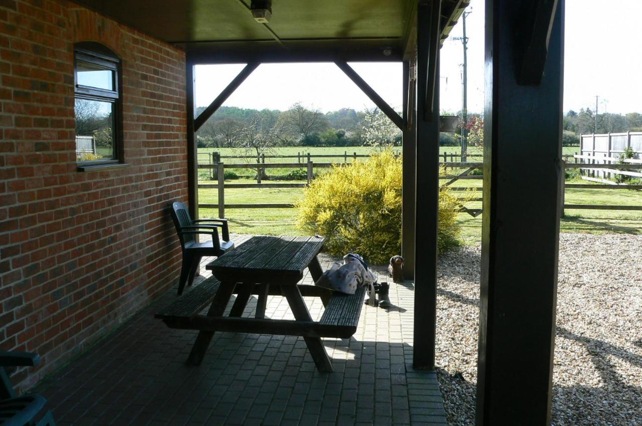 Swallows Retreat Villa Fordingbridge Exterior photo